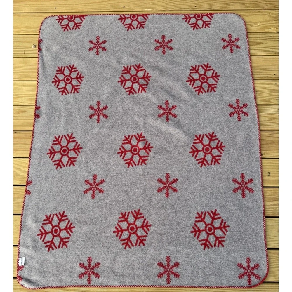 INUP Home Portugal Christmas Snowflake Blanket Red Gray 47x56 Holiday Cotton X